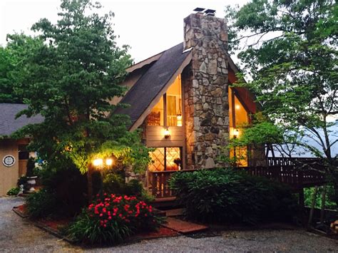 mountainside bed and breakfast doors.